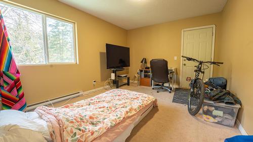 8966 95A Highway, Kimberley, BC 