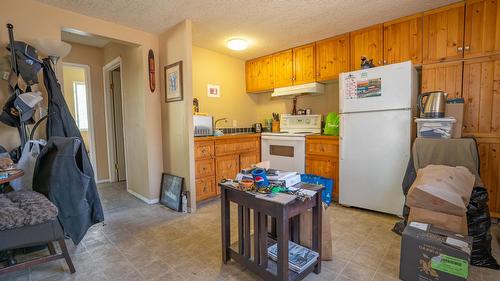 8966 95A Highway, Kimberley, BC 
