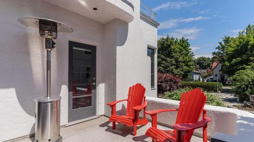 1858 Abbott Street, Kelowna, BC 