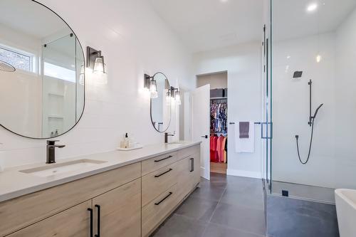 9874 Beacon Hill Drive, Lake Country, BC 