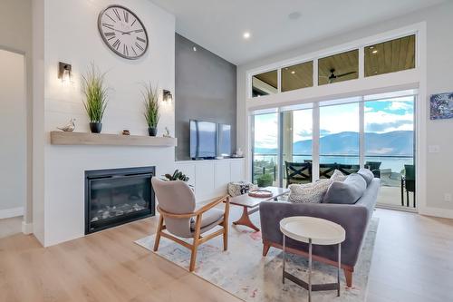 9874 Beacon Hill Drive, Lake Country, BC 