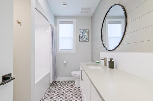 9874 Beacon Hill Drive, Lake Country, BC 