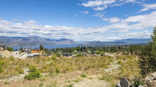 519 Trumpeter Road, Kelowna, BC 