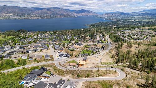 513 Trumpeter Road, Kelowna, BC 