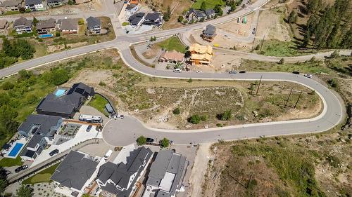 513 Trumpeter Road, Kelowna, BC 