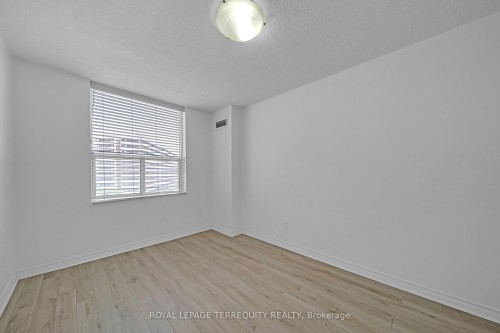 804-50 Inverlochy Boulevard, Markham, ON 