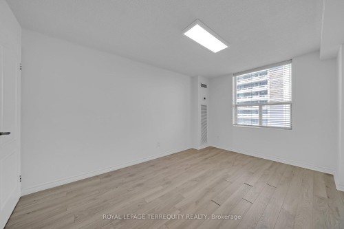 804-50 Inverlochy Boulevard, Markham, ON 