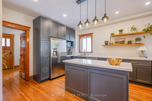 146 Main Street W, Shelburne, ON - Indoor Photo Showing Kitchen