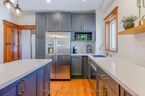 146 Main Street W, Shelburne, ON - Indoor Photo Showing Kitchen With Stainless Steel Kitchen With Upgraded Kitchen