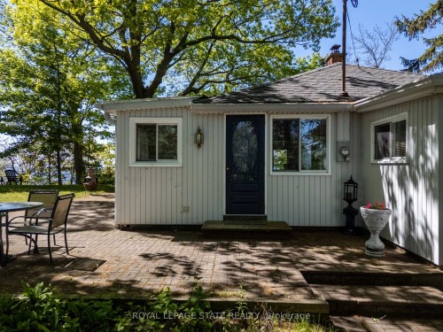 689 Sandy Bay Road, Haldimand, ON 