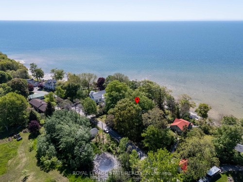 689 Sandy Bay Road, Haldimand, ON 