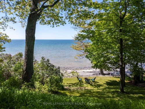 689 Sandy Bay Road, Haldimand, ON 