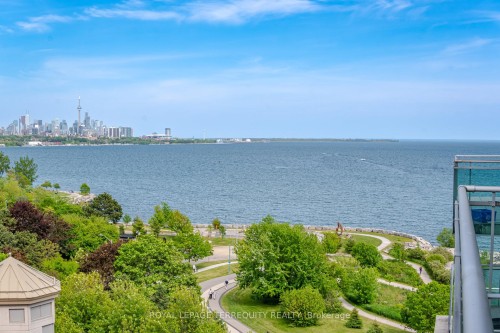 911-5 Marine Parade Drive, Toronto, ON 