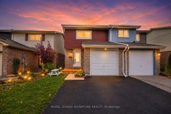 16 Christie Crescent Barrie, ON L4N 4W8