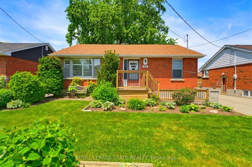 98 Wise Crescent, Hamilton, ON 