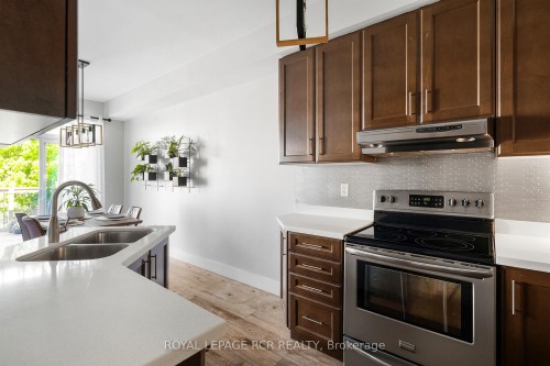 77 Cathedral Court, Hamilton, ON 
