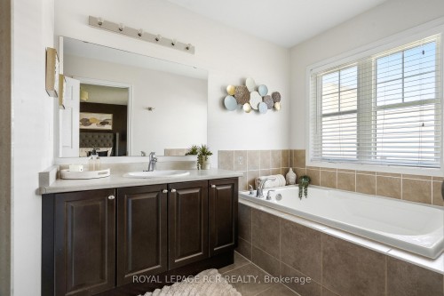 77 Cathedral Court, Hamilton, ON 
