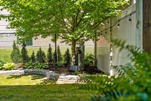 77 Cathedral Court, Hamilton, ON 