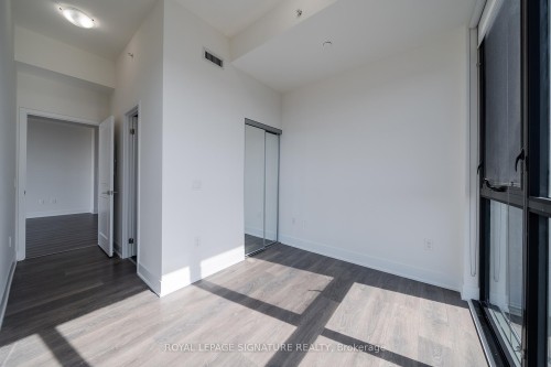 3707-2916 Highway 7 Road, Vaughan, ON 