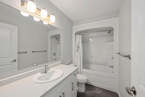 149-1061 Eagletrace Drive, London North, ON 