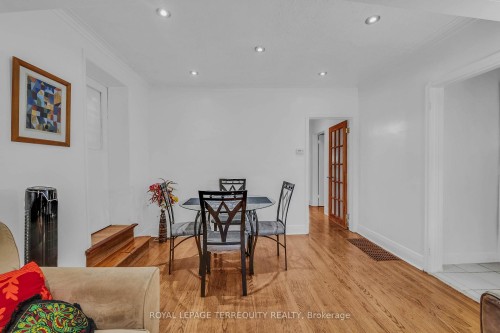 4 Harris Park Drive, Toronto, ON 