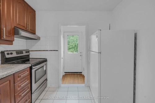 4 Harris Park Drive, Toronto, ON 