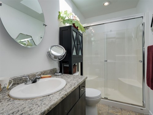 #1-2740 Stautw Rd, Central Saanich, BC 