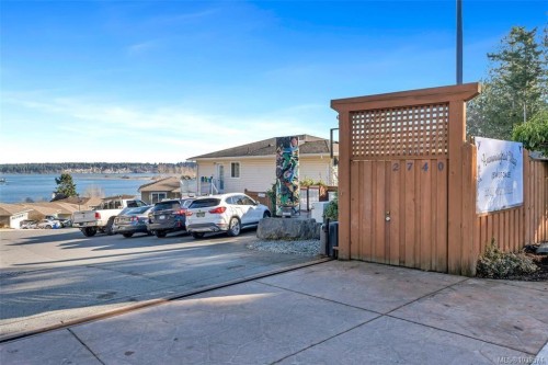 #1-2740 Stautw Rd, Central Saanich, BC 