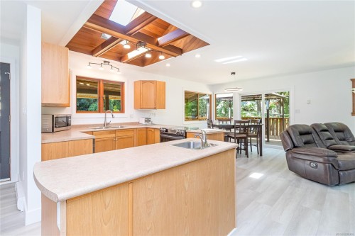 1135 Braithwaite Dr, Cobble Hill, BC 