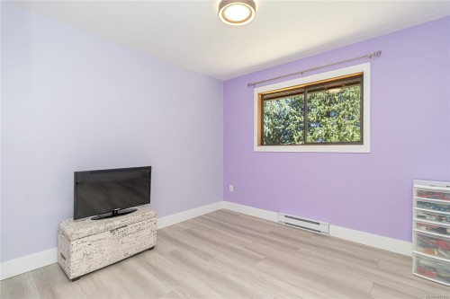 1135 Braithwaite Dr, Cobble Hill, BC 