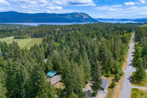 1135 Braithwaite Dr, Cobble Hill, BC 