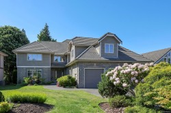3331 Royal Vista Way Courtenay, BC V9N 9X6