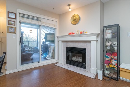 #212-894 Vernon Ave, Saanich, BC 