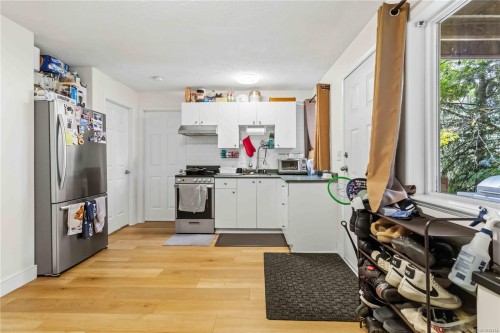 1131 Donna Ave, Langford, BC 