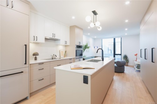 #3-909 Redfern St, Victoria, BC 