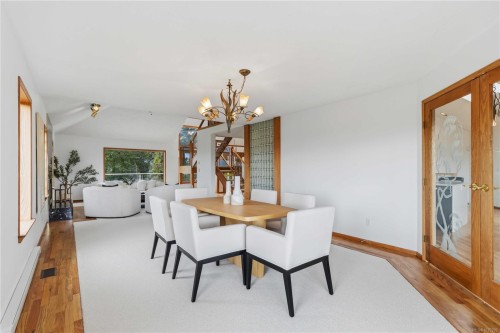 1785 Cedar Hill Cross Rd, Saanich, BC 