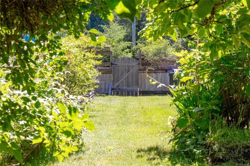 4611 Berbers Dr, Bowser, BC 