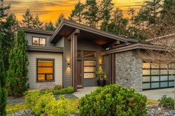 266 Crestline Terr Nanaimo, BC V9T 0H1
