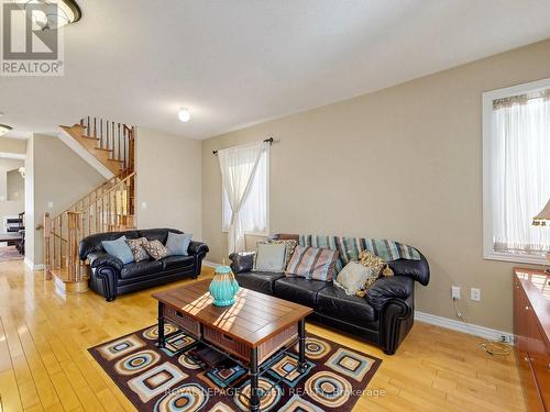 Upper - 23 Planter Crescent, Vaughan, ON - Indoor Photo Showing Living Room
