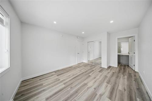 412 Superior Ave, Selkirk, MB 