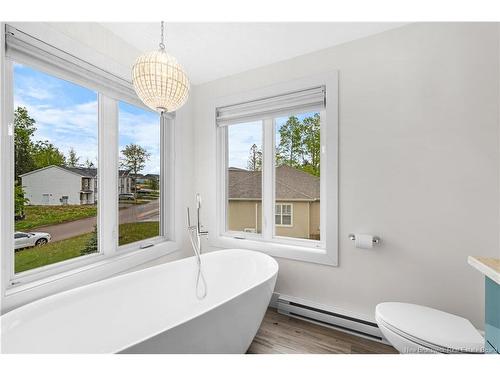 16 Parkplace Lane, Moncton, NB 