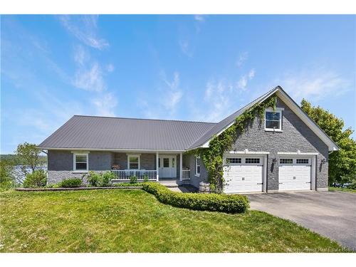 7343 Route 102, Dumfries, NB 