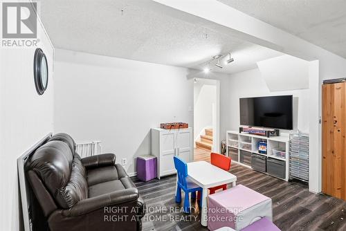 1633 Lafrance Drive, Ottawa, ON 
