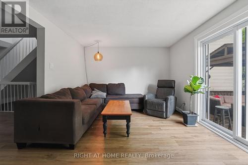 1633 Lafrance Drive, Ottawa, ON 