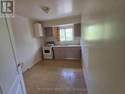 286 Harvie Avenue, Toronto, ON 