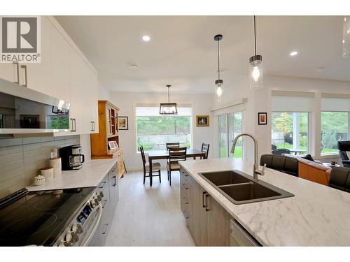 2744 Cedar Ridge Street, Lumby, BC - Indoor Photo Showing Kitchen With Double Sink With Upgraded Kitchen