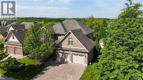 211 TERRACE WOOD Crescent  Kitchener, ON N2P 2T3