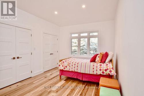 57 Glenhuron Drive, Springwater, ON 