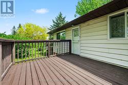 Kitchen leads to large deck - 