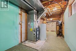 Utility room High efficiency furnace - 